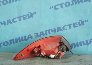 Стоп-сигнал - BLUEBIRD SYLPHY KG11 (22063823) R -