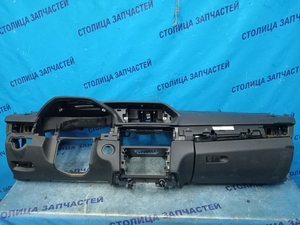 Передняя панель салона - E-Class W212, S212 - Рест c AIR BAG - 01.2009 - 12.2012 - 