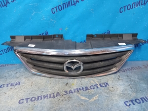 Решетка радиатора - MPV LW3W - 99-02г - 