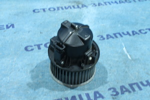 Мотор печки - FREELANDER L359 - 6G9N18D413 - 