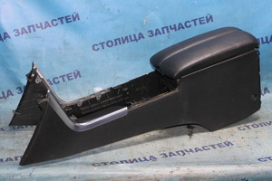 Консоль между сидений - M35 Y50 - 2008г - 