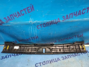 Накладка замка багажника - TUCSON JM - 857722E000 - 2009 - 