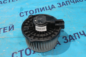 Мотор печки - ISIS ZNM10, ZGM15, ZGM11, ZGM10, ANM15, ANM10 - 87103-58010 -