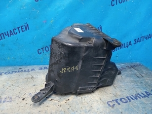 Корпус воздушного фильтра - CROWN JZS171, JZS173, JZS175 - 17700-46410 - 09.1999 - 05.2007 -